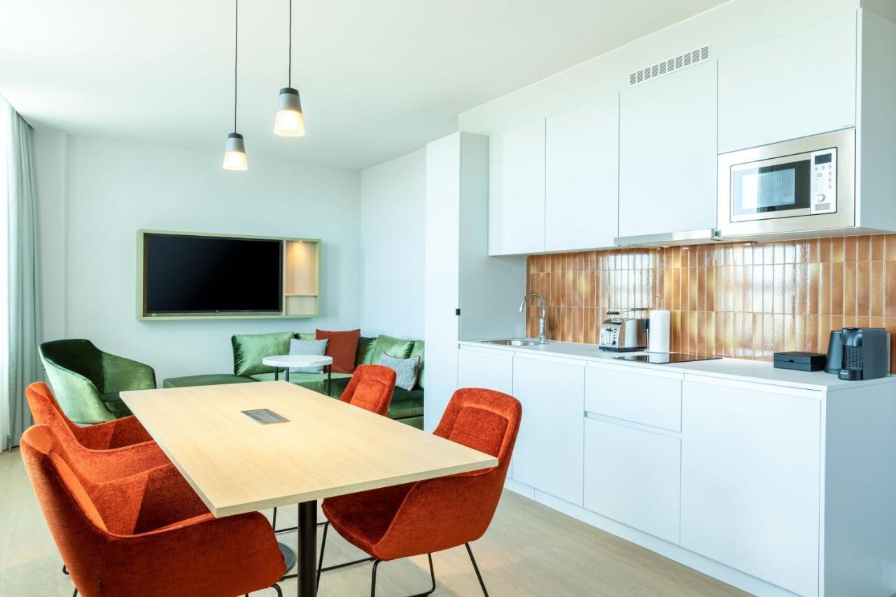 Residence Inn By Marriott Den Haag Bagian luar foto